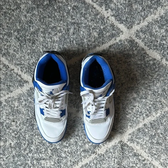 Air Jordan 4 Motorsport